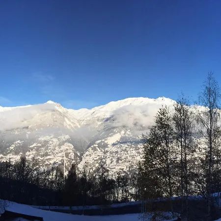 Aigle Rouge Hotel 2*
